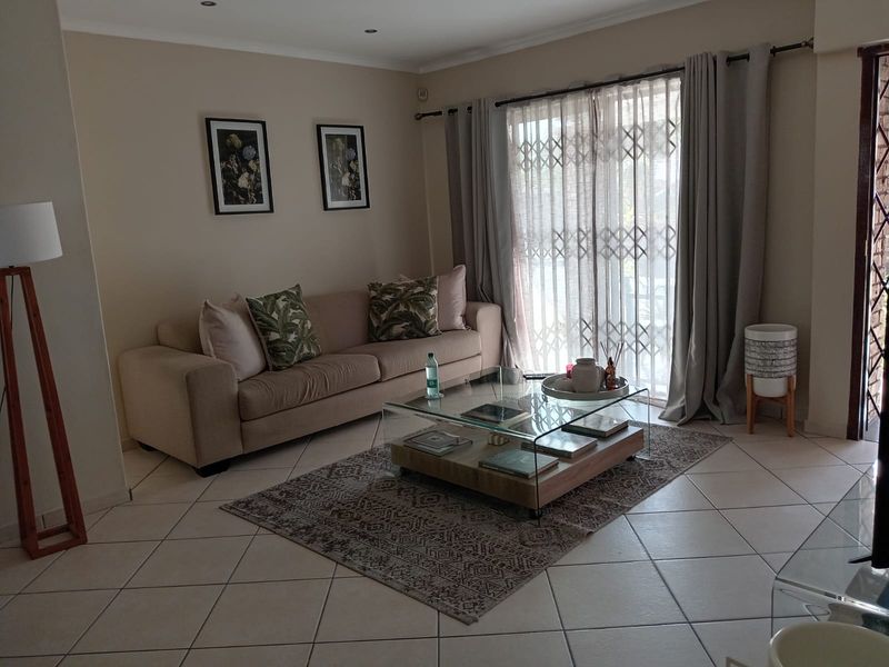 Discover Peaceful Living in This Charming Meerensee Simplex - Photo 5