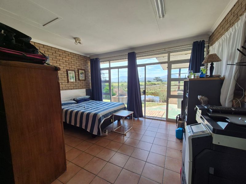 4 bedroom home for sale - Photo 6