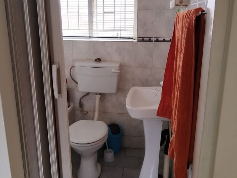 2 Bedroom Cluster to let - Photo 10