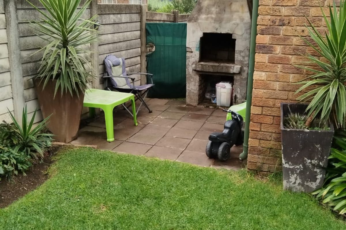 2 Bedroom Cluster to let - Photo 4