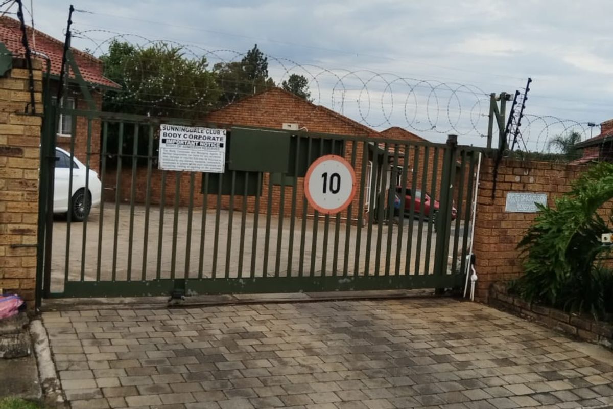 2 Bedroom Cluster to let - Photo 2