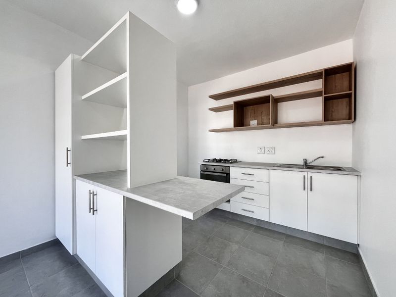 Studio Apartment for Sale – R750 000 - Photo 2