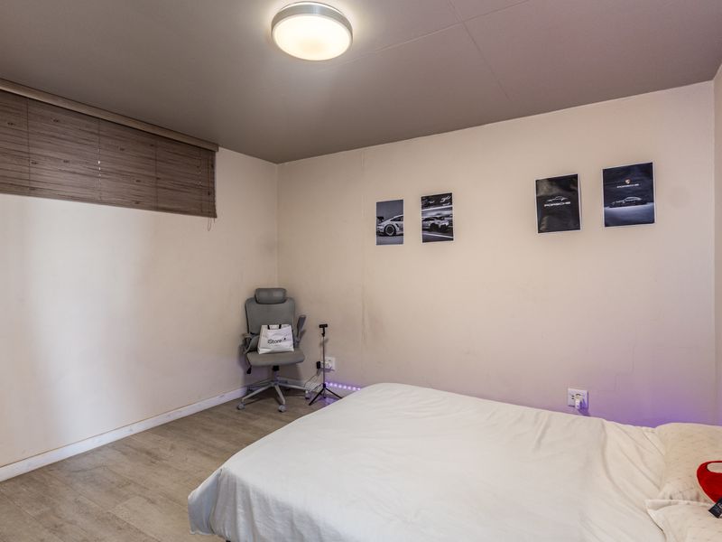 Stylish Observatory Living with Lion’s Head Views | High Rental Demand Investment Opportunity - Photo 7