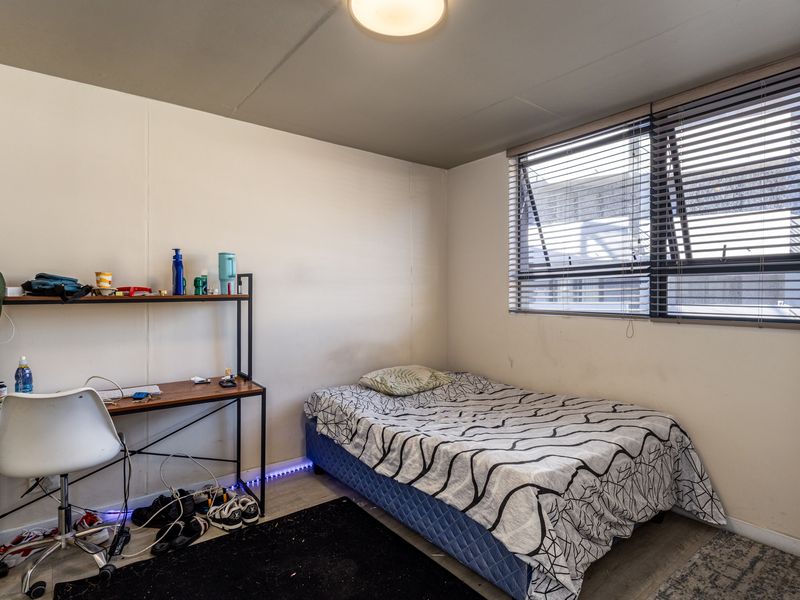 Stylish Observatory Living with Lion’s Head Views | High Rental Demand Investment Opportunity - Photo 9