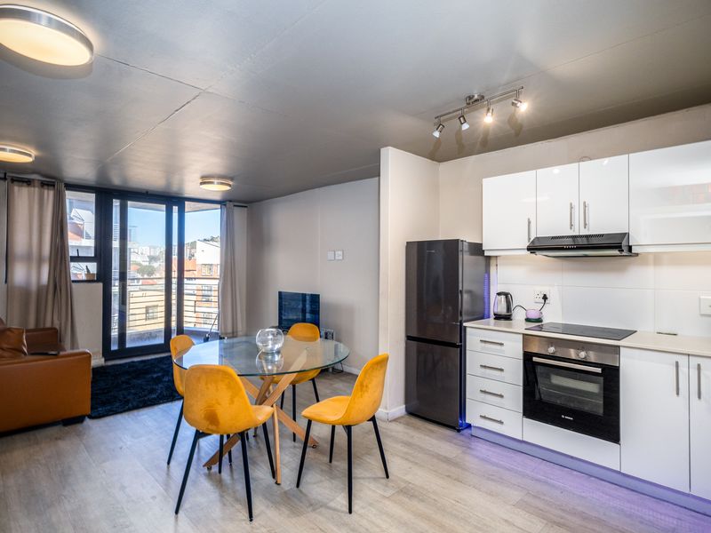 Stylish Observatory Living with Lion’s Head Views | High Rental Demand Investment Opportunity - Photo 7