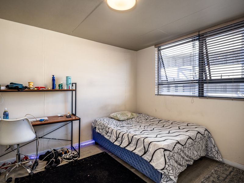 Stylish Observatory Living with Lion’s Head Views | High Rental Demand Investment Opportunity - Photo 3