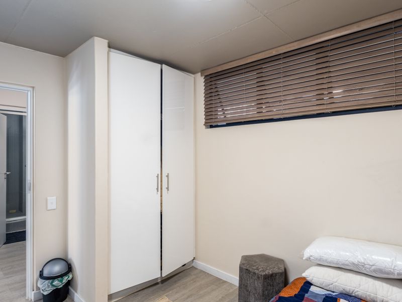 Modern 2-Bedroom Apartment in the Heart of Observatory | Lifestyle & Investment Opportunity - Photo 9