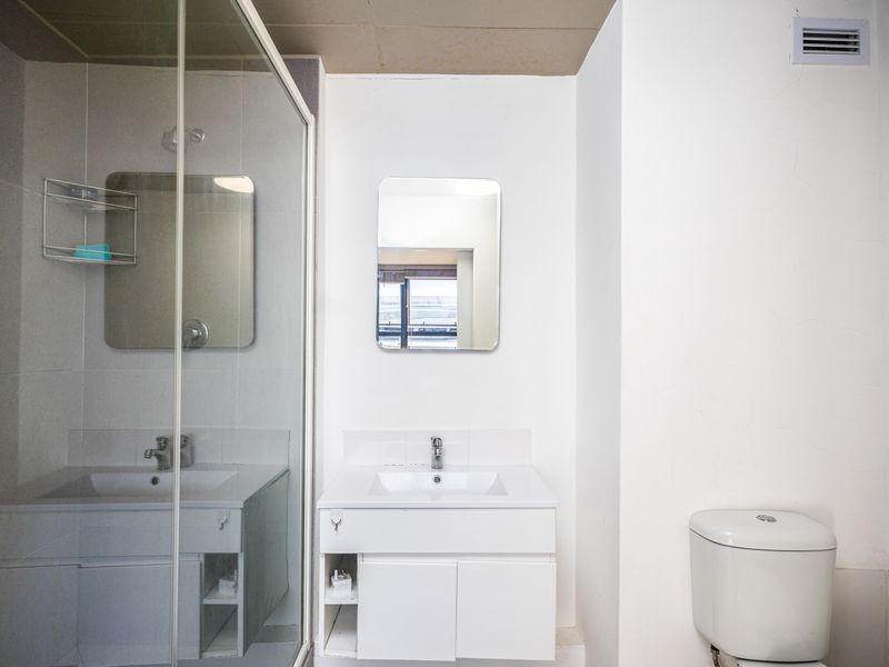Modern 2-Bedroom Apartment in the Heart of Observatory | Lifestyle & Investment Opportunity - Photo 7