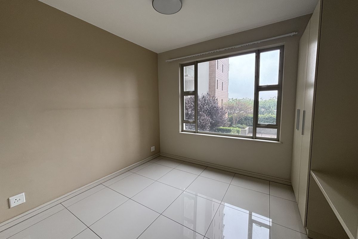 Two bed Two bath for Rent in Rosebank - Photo 5