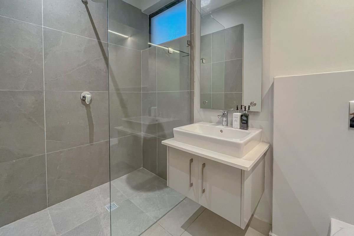 Investment-Ready Sea-Facing Studio with Premium Estate Amenities - Photo 5