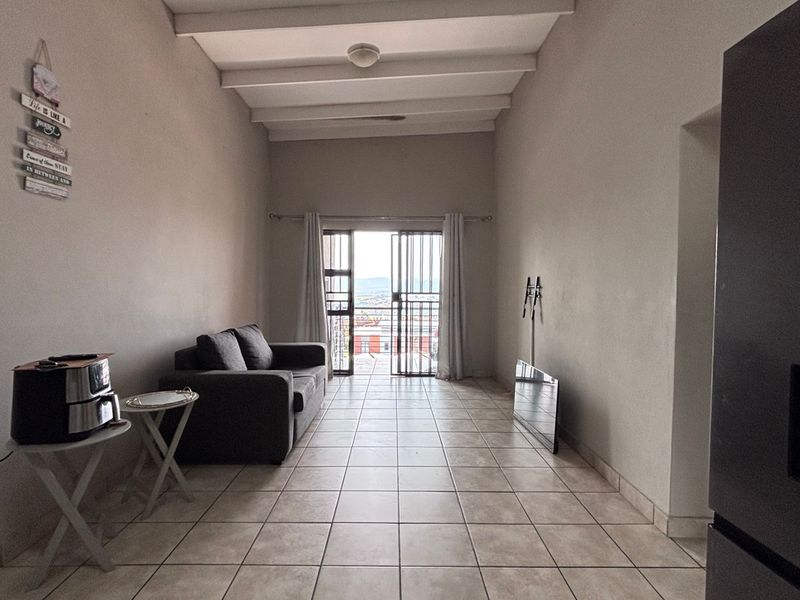 2 BEDROOM APARTMENT TO LET - Photo 2