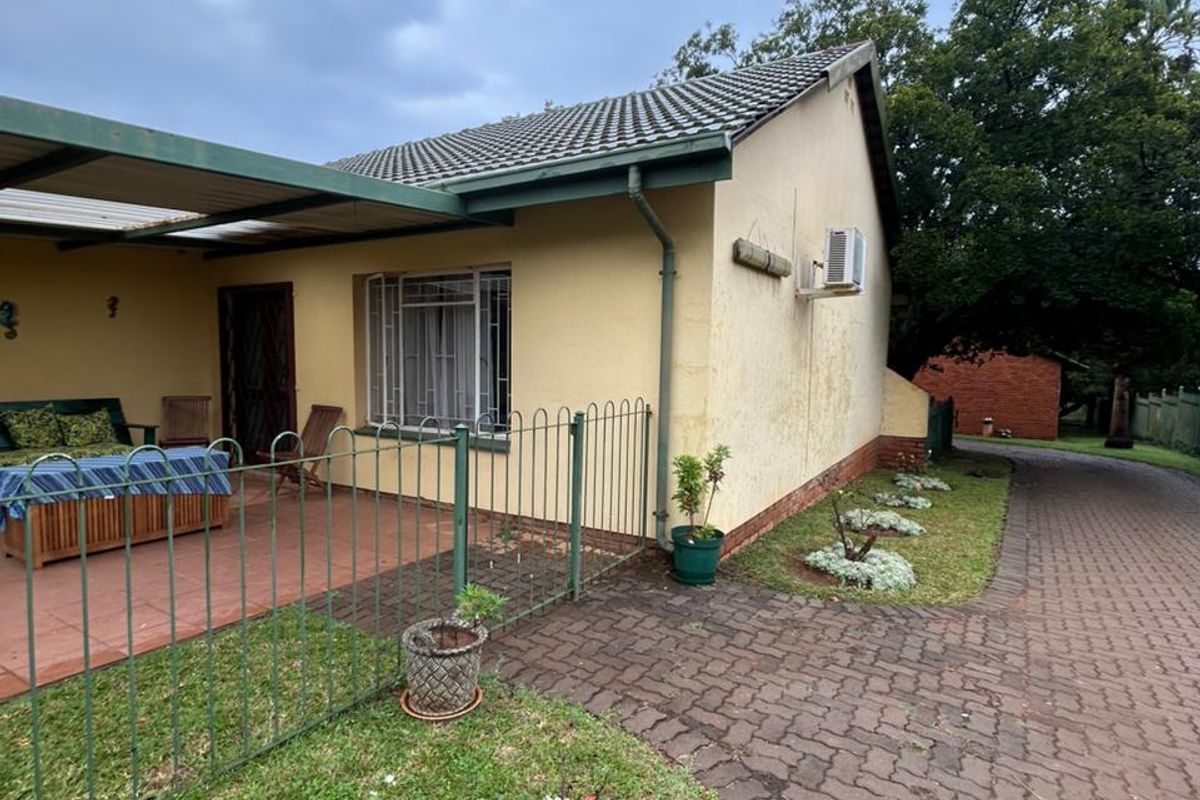 Charming 1-Bed Farm Flat in Hartbeespoort Rural – Countryside Bliss! - Photo 3