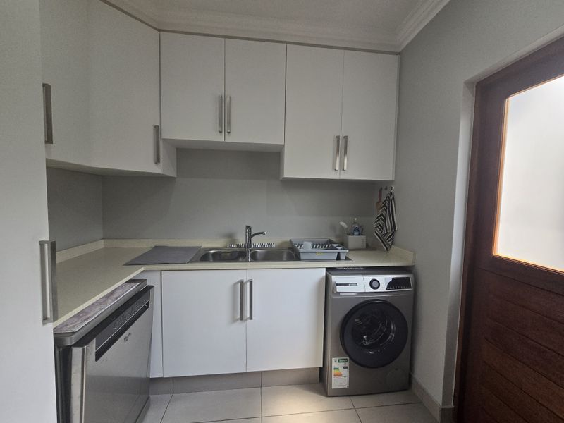 Large Free Standing Double Storey Home for RENT - Photo 3