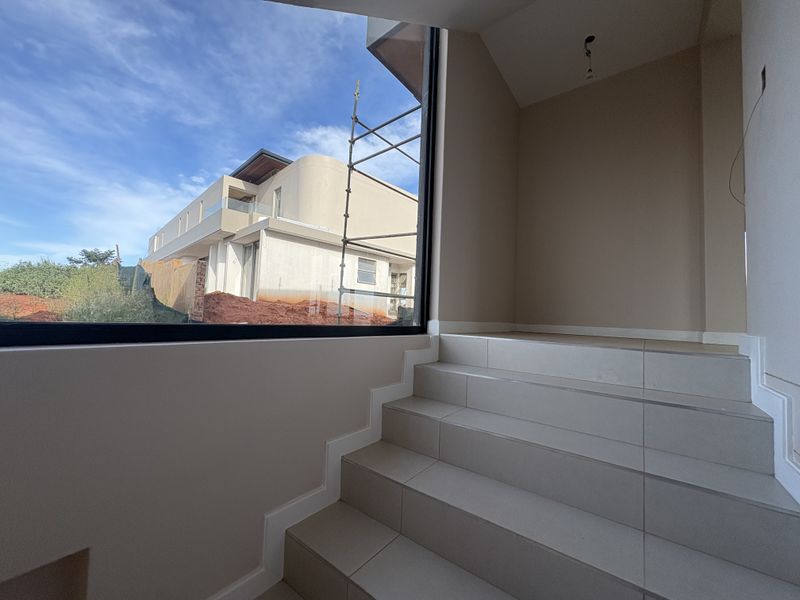 MODERN COASTAL LIVING - Photo 4