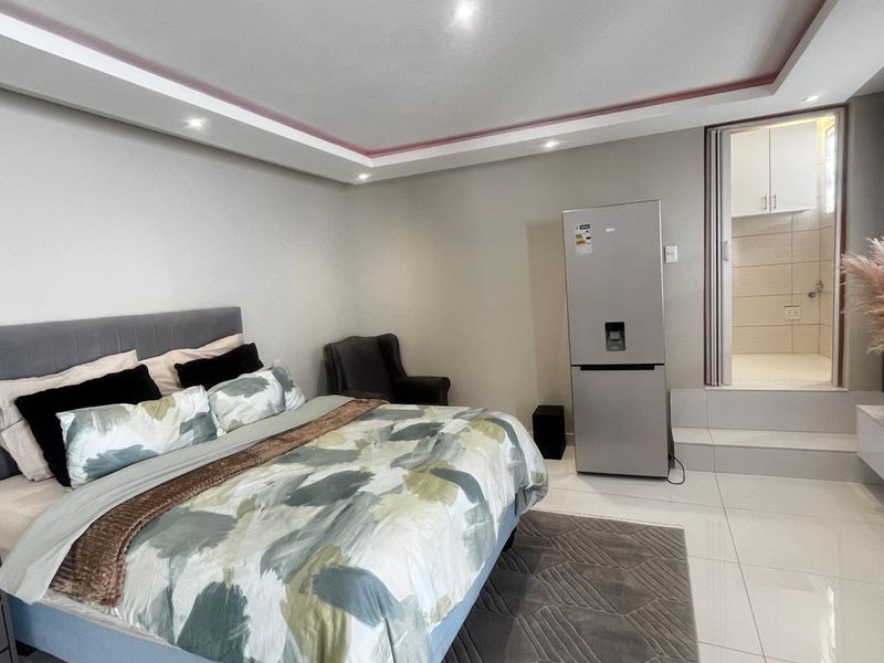 Garden Cottage Rental Monthly In Sandton - Photo 5