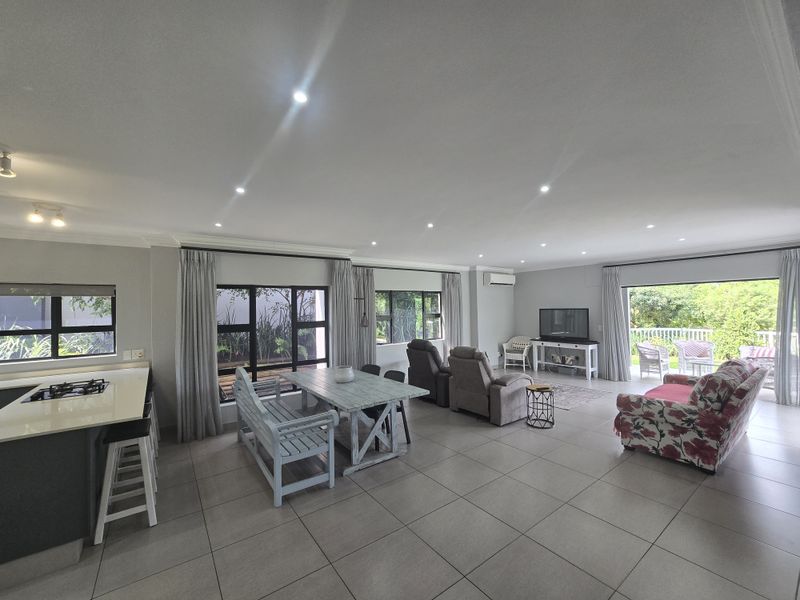 Prime family home for SALE - Photo 10