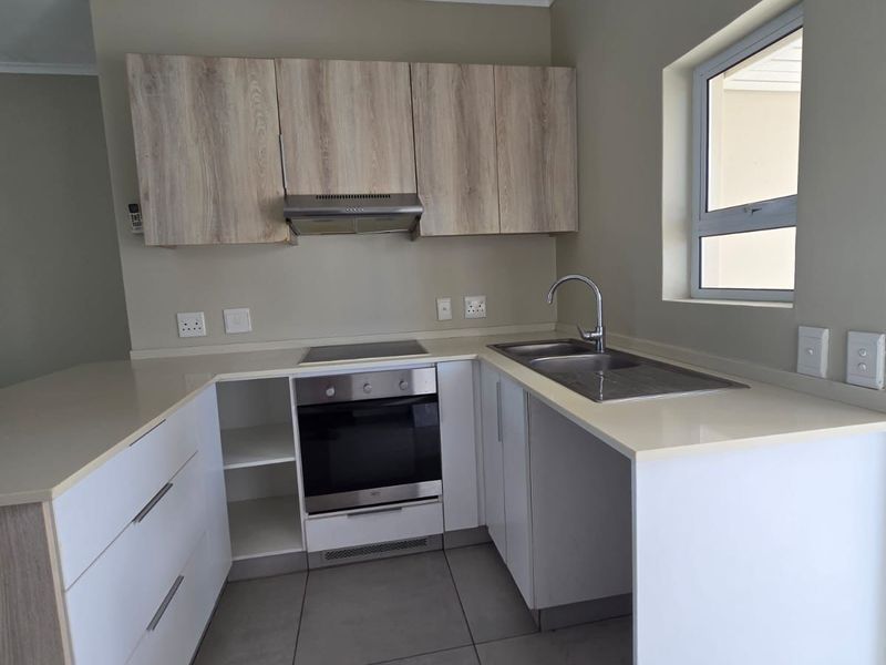 Modern 2 Bedroom, 2 Bathroom Apartment for Rent in Manor Gardens – Comfort & Convenience Combined - Photo 5