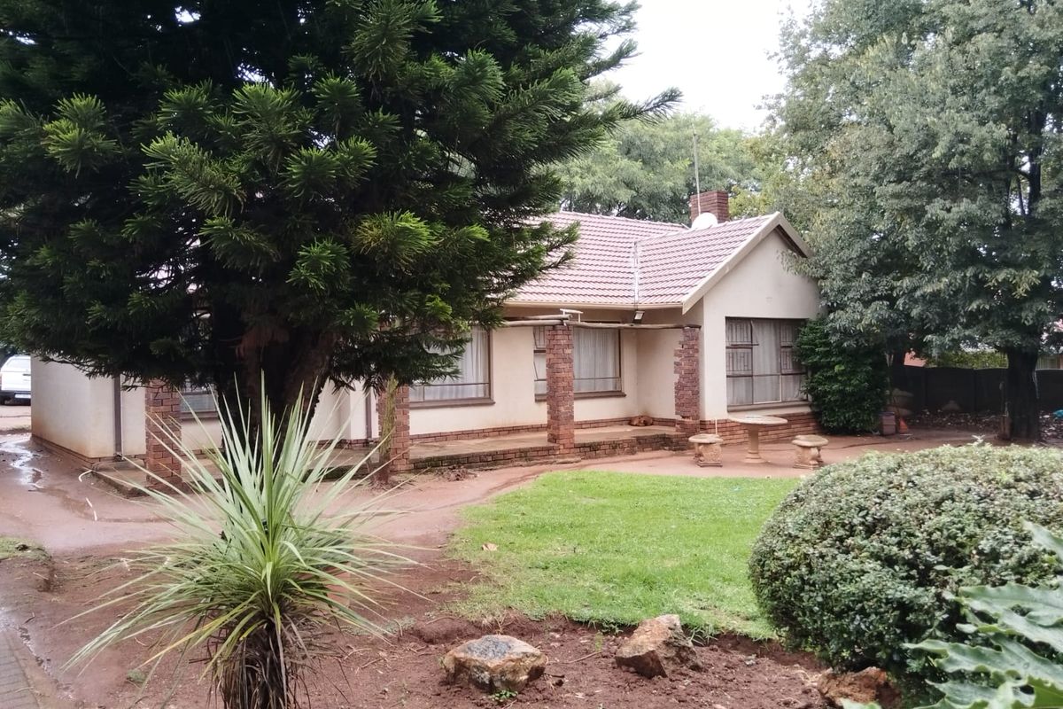 4 Bedroom house to let - Photo 3