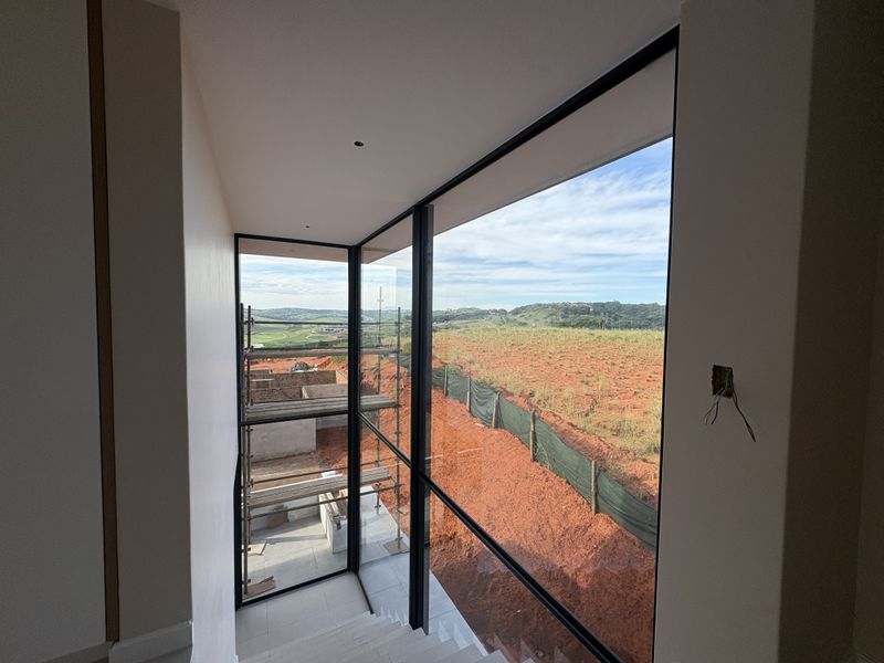 THE PERFECT COASTAL ESTATE LIVING. - Photo 8