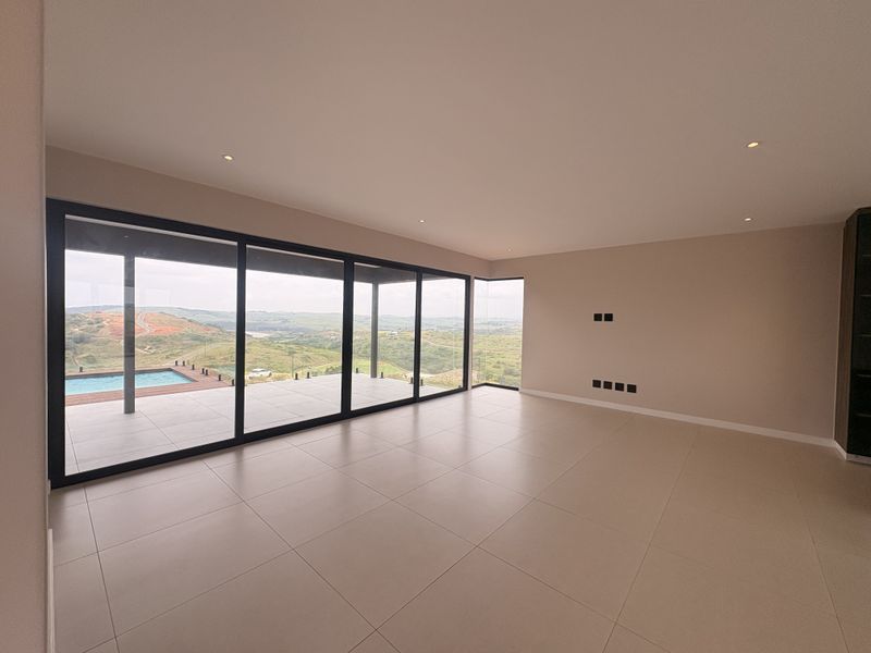 THE PERFECT COASTAL ESTATE LIVING. - Photo 6