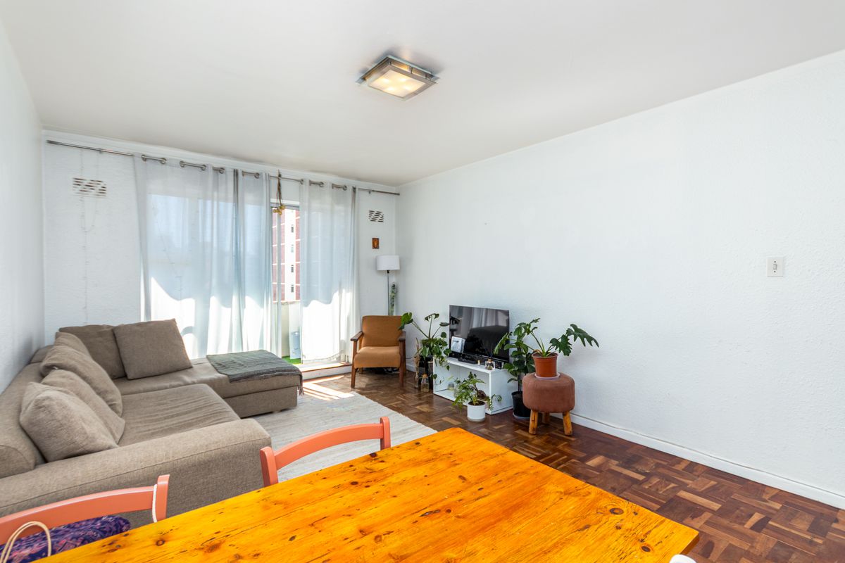 Well Positioned One Bedroom Apartment for rent in the heart of Sea Point - Photo 5