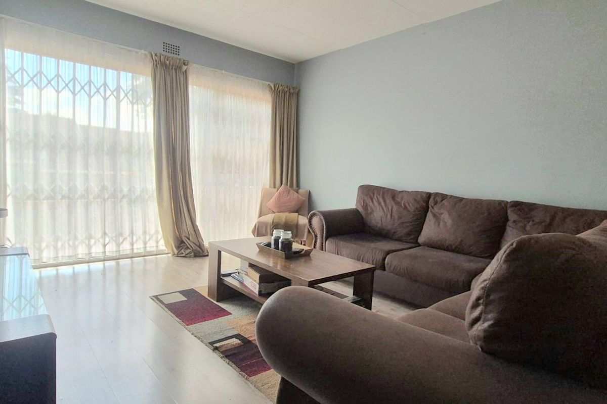 Spacious & Modern - Photo 5