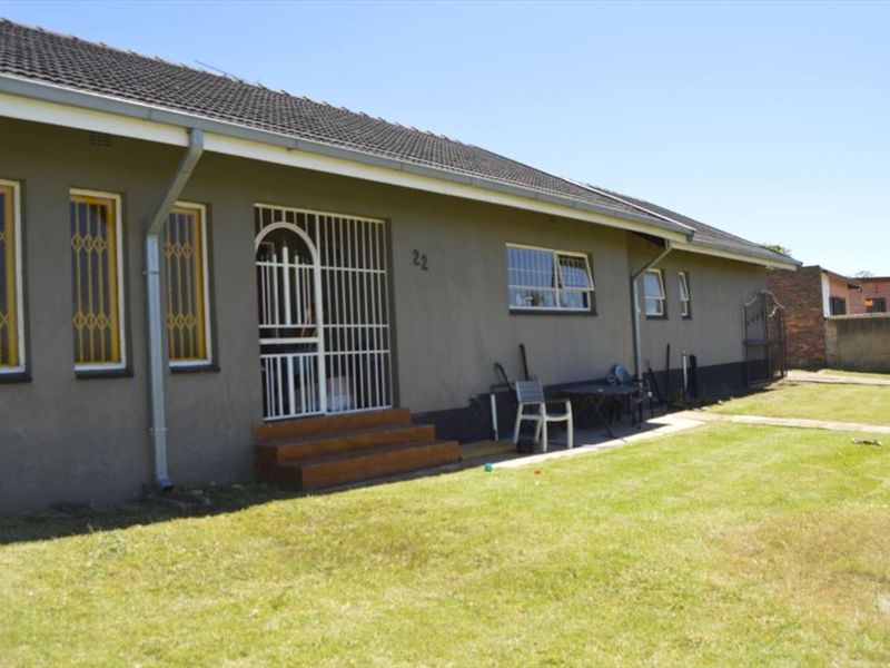 Space, Flatlet & Endless Potential – Don’t Miss This! - Photo 7