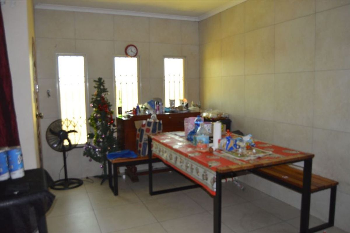 Space, Flatlet & Endless Potential – Don’t Miss This! - Photo 4