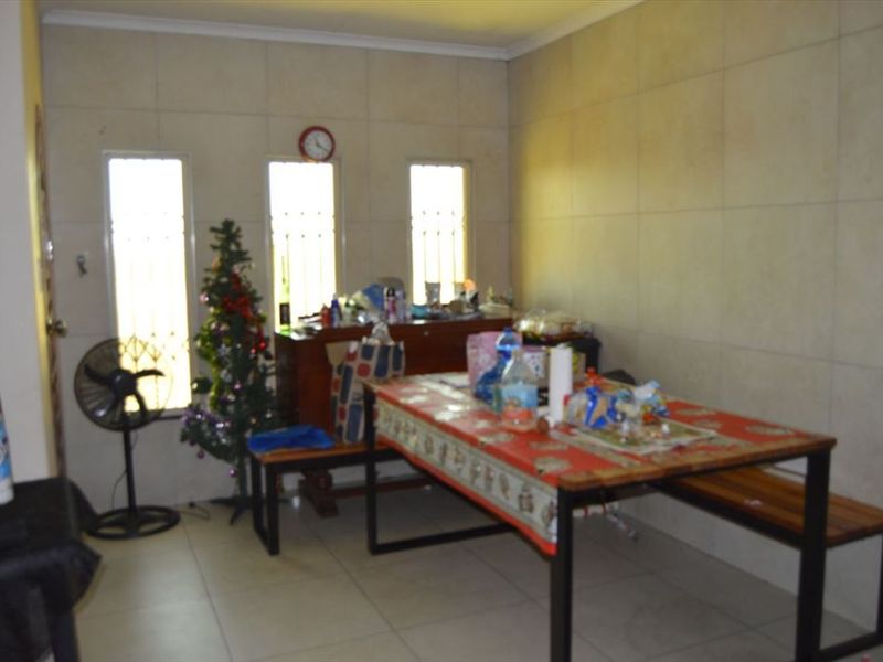 Space, Flatlet & Endless Potential – Don’t Miss This! - Photo 4