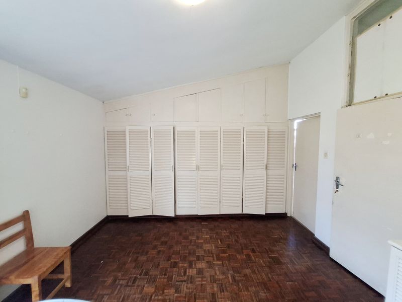 SUMMERSTRAND FURNISHED ROOM IN SHARED HOUSE FOR RENT - Photo 3