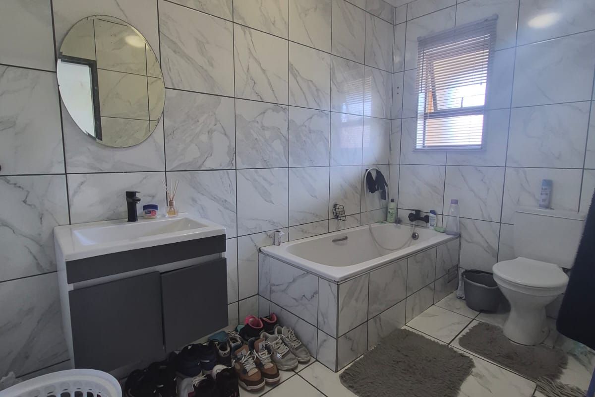 Apartment For Sale In Boksburg - Photo 5