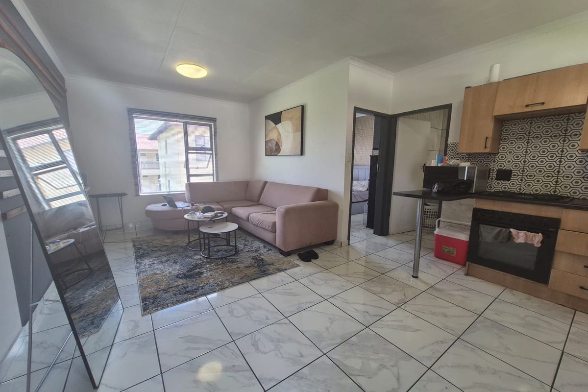 Apartment For Sale In Boksburg - Photo 2