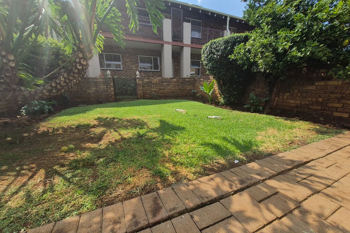 Immaculate home For sale - Photo 2