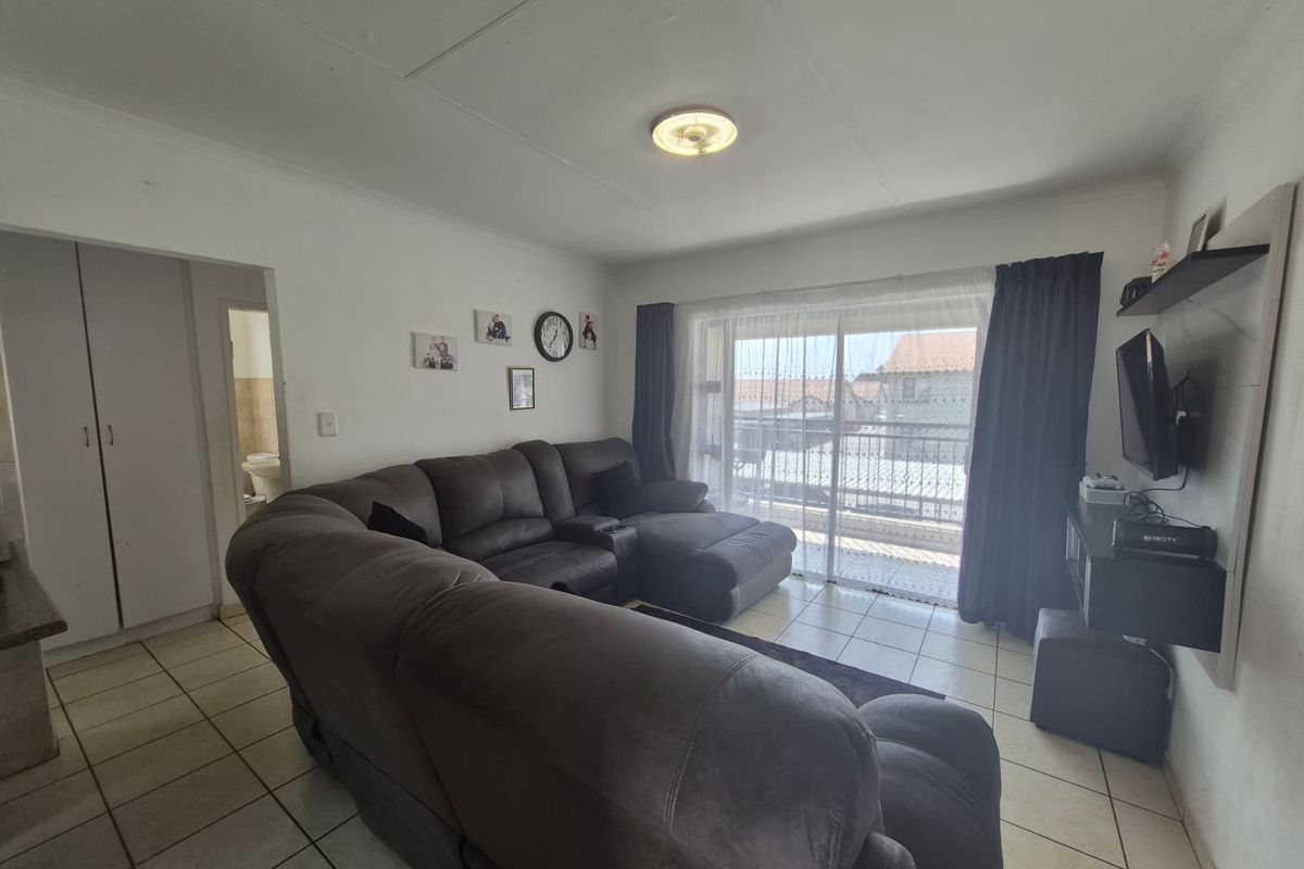 Apartment For Sale In Boksburg - Photo 4