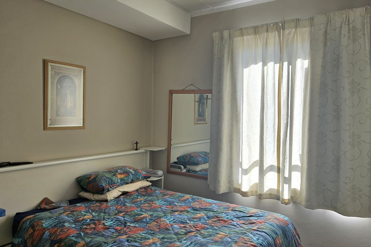 1 bedroom apartment for sale - Photo 2
