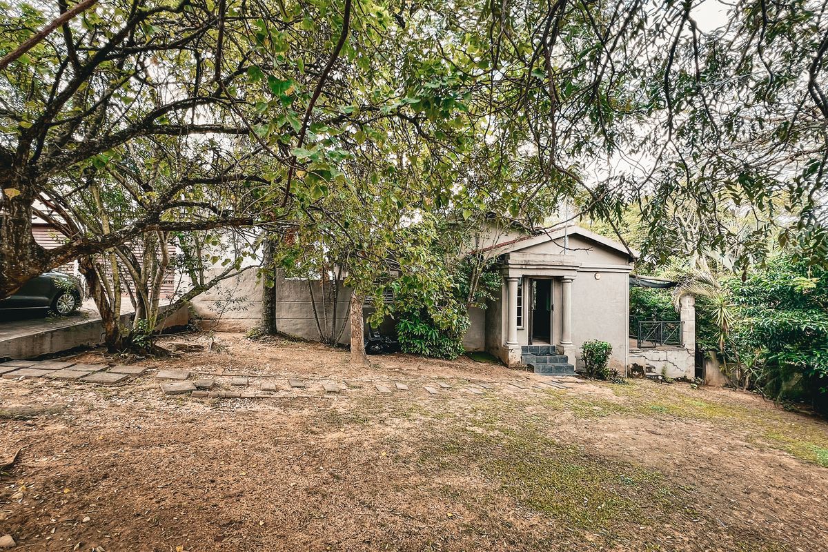 Immaculate 3-Bedroom Family Home in Secure Dio Vista Estate - Photo 4