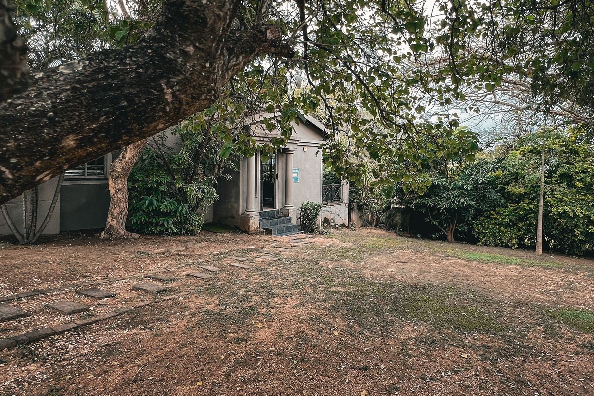 Immaculate 3-Bedroom Family Home in Secure Dio Vista Estate - Photo 2