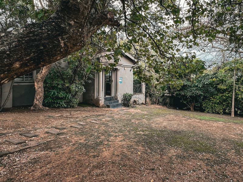 Immaculate 3-Bedroom Family Home in Secure Dio Vista Estate - Photo 2