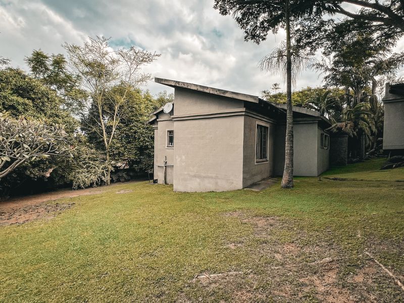 Immaculate 3-Bedroom Family Home in Secure Dio Vista Estate - Photo 3