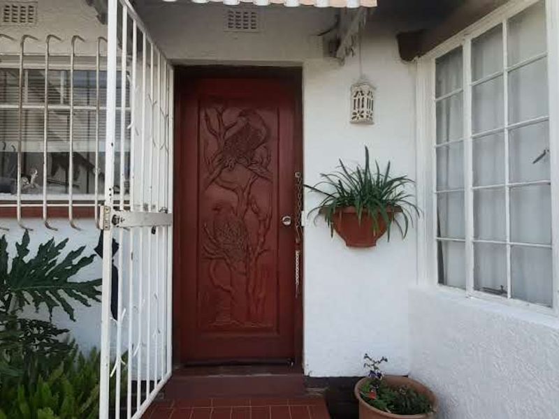Your Private Oasis with Lapa & Landscaped Garden! - Photo 4