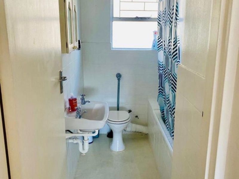 1 Beroom Apartment to rent in Sea Point - Photo 4