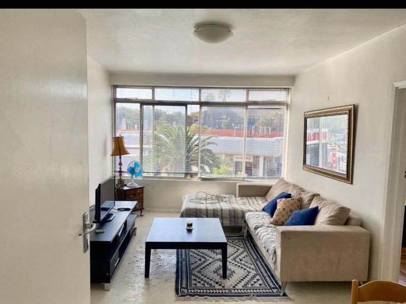 1 Beroom Apartment to rent in Sea Point - Photo 2