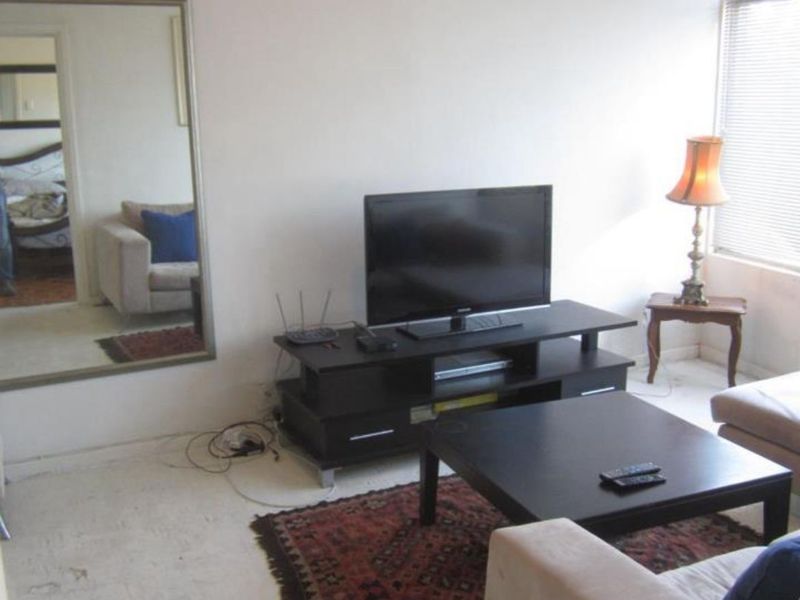 1 Beroom Apartment to rent in Sea Point - Photo 5