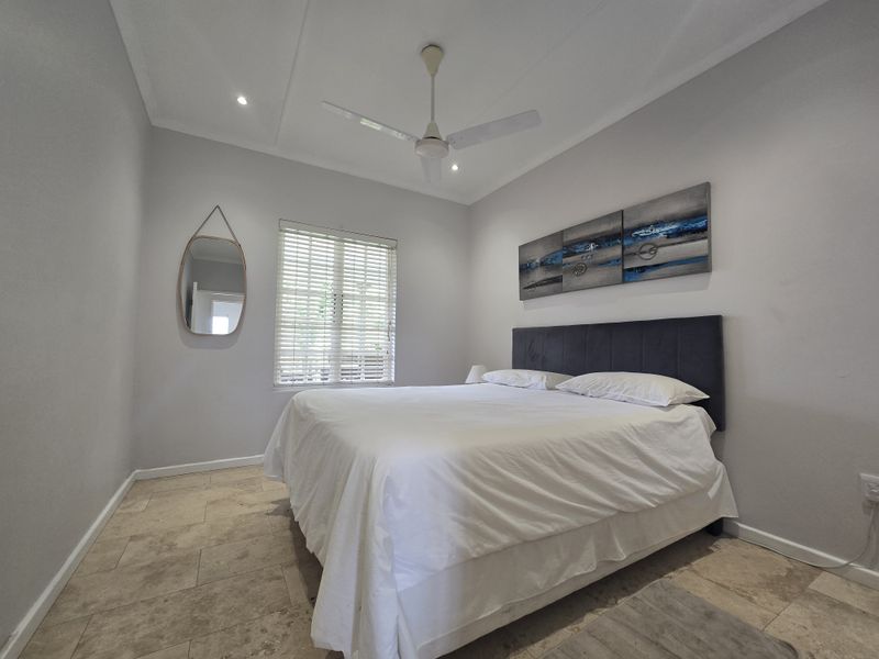 Top Floor Apartment for RENT - Photo 6