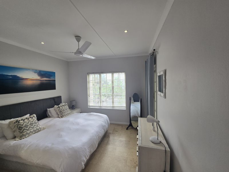 VILLA MED-TOP FLOOR APARTMENT - Photo 8