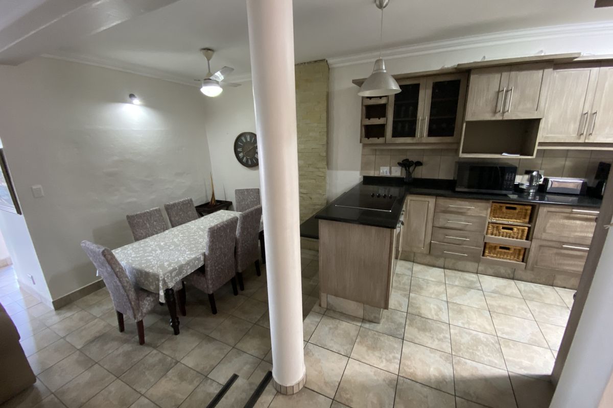 Furnished Beachfront Townhouse with Spectacular Ocean Views - Photo 4