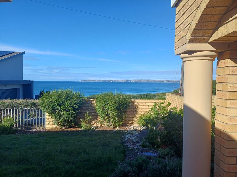 6 Bedroom Multi Level home to Rent in Reebok - Photo 9