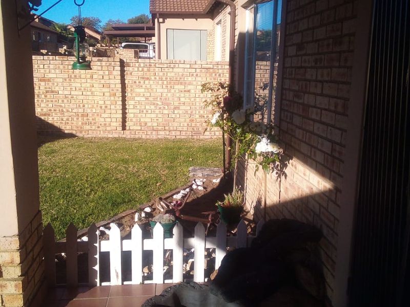 Popular 2 Bedroom Townhouse for sale in Sasolburg - Photo 7