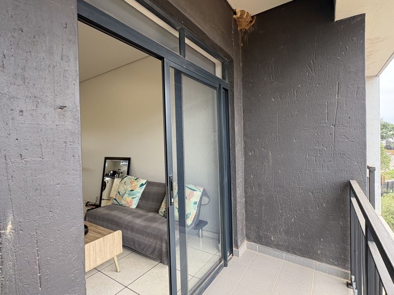 COSY 2-BEDROOM APARTMENT - Photo 9