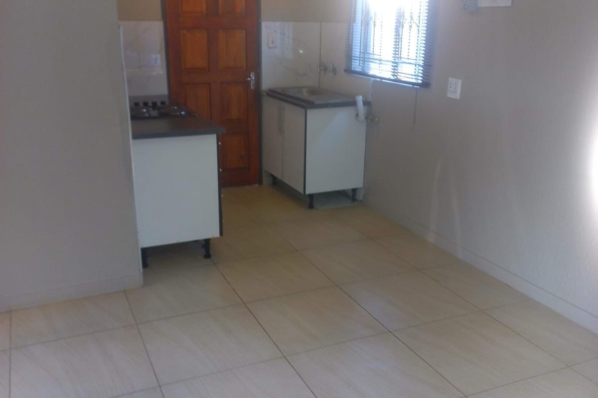 2 BEDROOM HOUSE TO LET IN GEMVALLEY FOR R5 500 - Photo 2